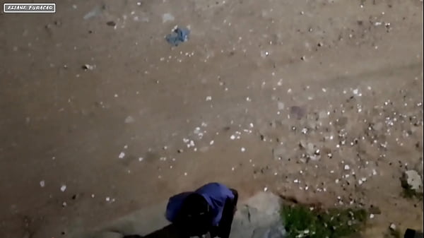 Chamei o tecnico pra atualizar meu computador ele mim chupou encima da mesa