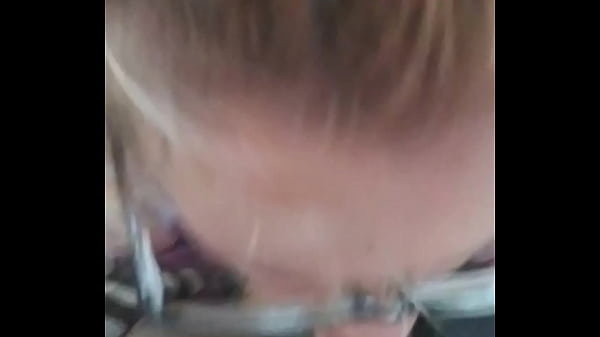 Nonton Sloppy Whore Only Swallows Half His Fat Dick thumbnail