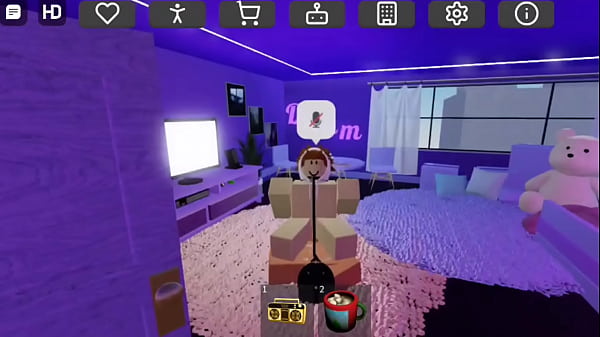 I fuck a straight dude in a roblox condo