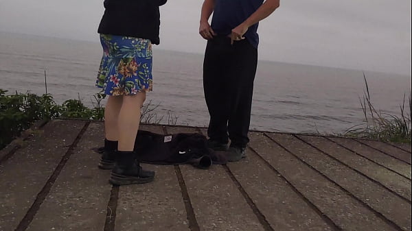 Nonton Blonde Fucks On The Beach With A Stranger thumbnail