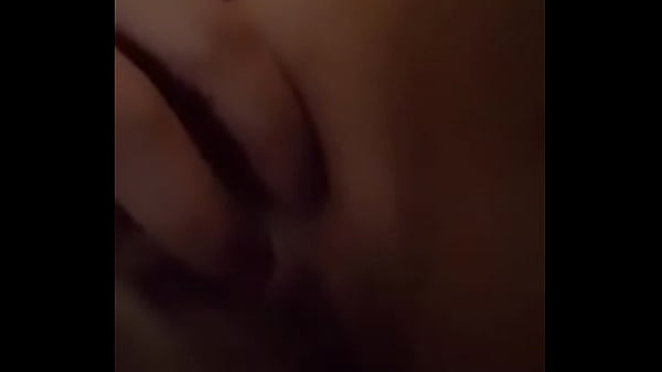 Gf fingering her wet pussy 