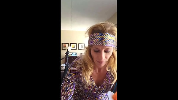 Disco Diva Gilf Makes Big Black Man Cum In Her Pussy thumbnail