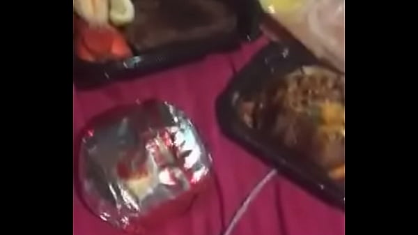 Play MP4 - Juz chillin