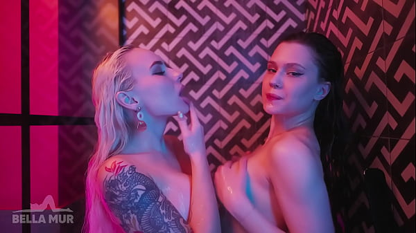 Sensual fun in shower with sofia simens 