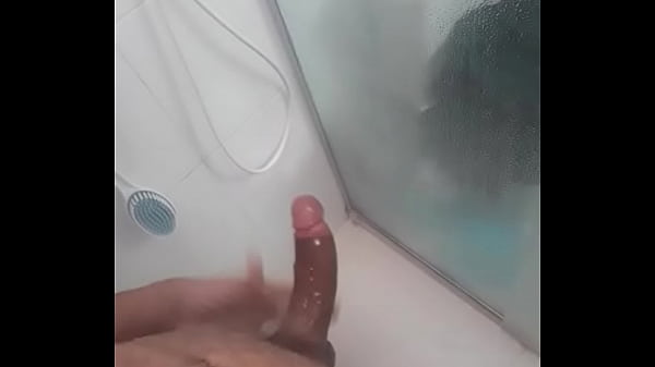 Play MP4 - Tomando banho sozinho e morrendo de tez&atilde;o