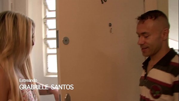 Play MP4 - FAMILIA DA PUTARIA &vert; MULHER DO CORNO FEZ O OT&Aacute;RIO PAGAR O ALUGUEL E AINDA LEVOU UM MACHO PRA FODER O SEU CU E SUA BUCETA