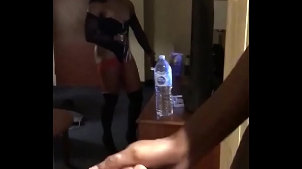 Play MP4 - KING COCK DICK MEETS PUSSY