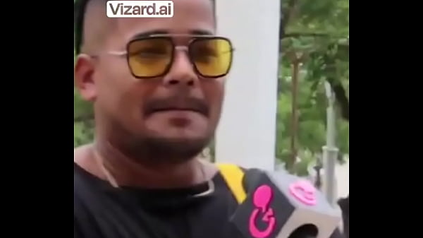 Nonton El Vac&iacute;o De No Tener A Pap&aacute; En Mis Eventos #elchicletv #atrevidoypegajoso #historia #sacrificio #musica #superacion #pa ... thumbnail