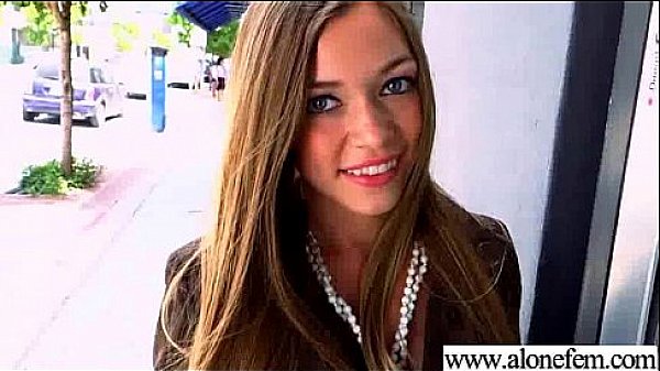 Hot sexy girl insert sex toys in her holes vid 09