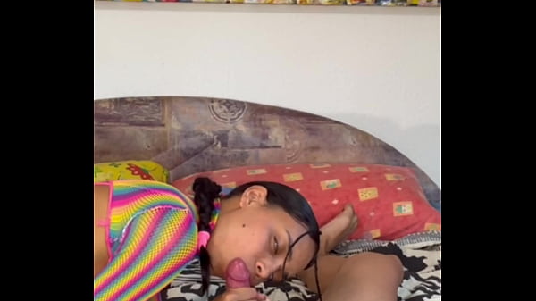 Nonton Gentle Blowjob From The Latin Nymph Violeta Grey thumbnail