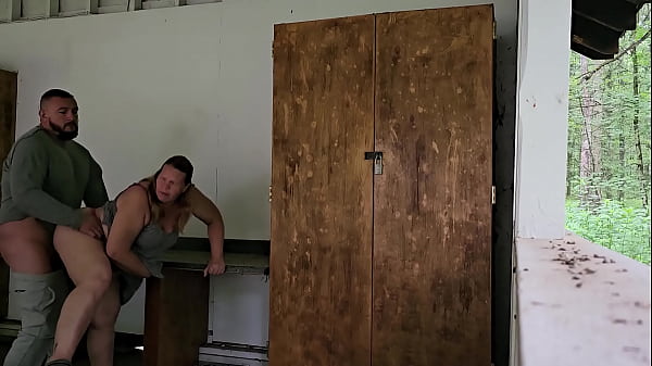 Play MP4 - A quickie in a spot deep in the wood