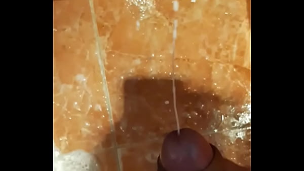 VOTANDO LECHE LENTAMENTE