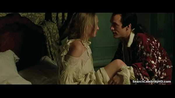UmaThurmanin Dangerous Liaisons 1989