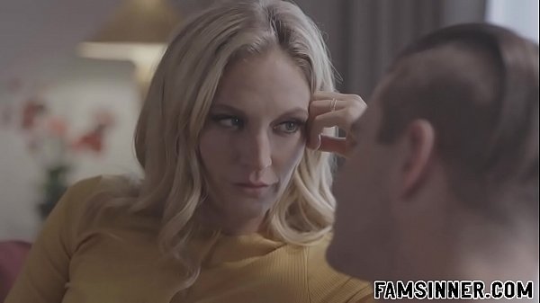 stepson finally fucks_his stepmom