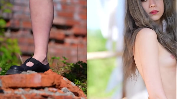 Play MP4 - Naked girls outdoors