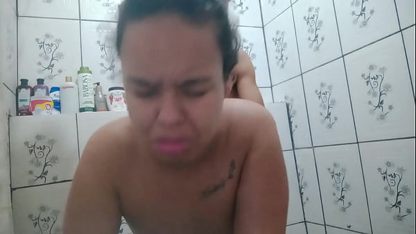 Play MP4 - FUDENDO A NAMORADA NOVINHA GOSTOSA NO BANHEIRO E ELA GEMENDO MUITO ALTO ENQUANTO GOZA NA MINHA PIROCA