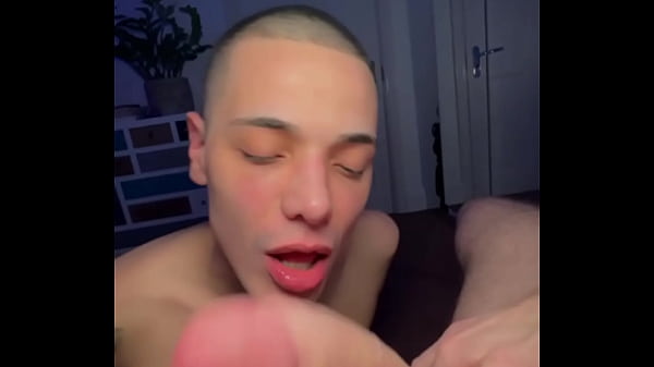 Tiago Ga&uacute;cho - Nerd Xl Cock Licking My Ass And Fuck Me thumbnail