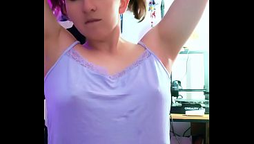 Te gustaria venirte en mi vagina?