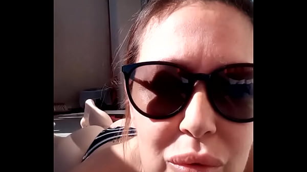 Nonton Disponible Y Le Gusta Duro thumbnail