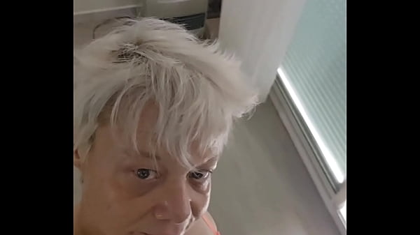 Bonjour mon ch&eacute;ri j'esp&egrave;re que je te pla&icirc;t toujours 