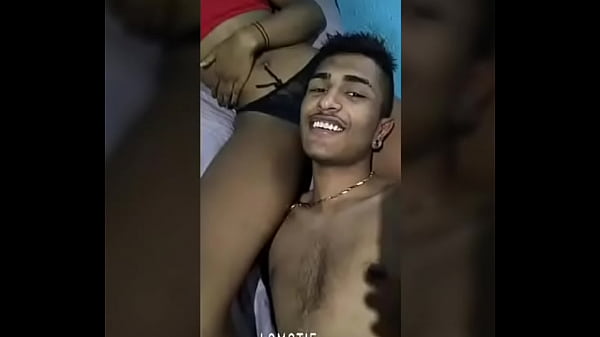 Fudendo novinha lomotif 