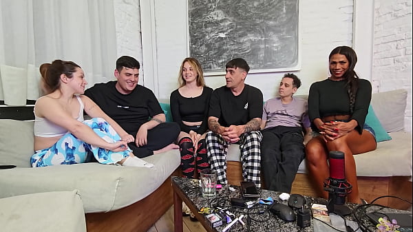 Play MP4 - 3 vs 3&excl; Truth or dare&quest; Game night with friends turns into amateur orgy&excl;