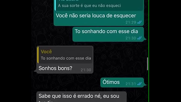TIA PUTA DANDO MOLE PRO SUBRINHO SAFADO 