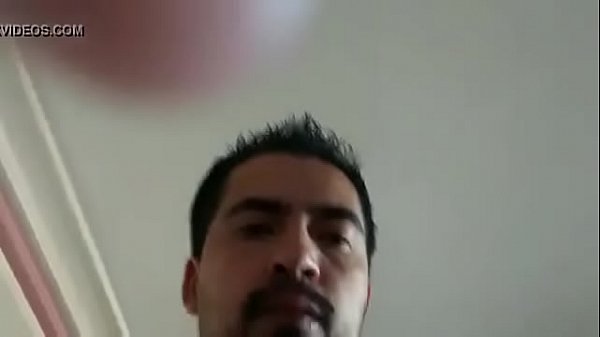 mamando a macho vergon casero 