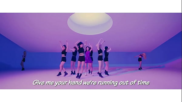 Loonatic loo&pi;∆ odd eye circle 