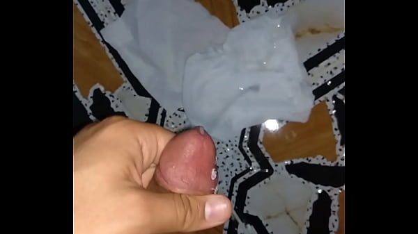 Play MP4 - My dick cums so much