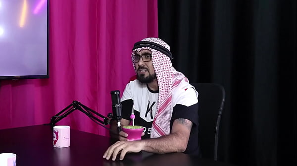 Estána putaria desde os dezoito anos e é casado com uma acompanhante e a pandemia_fez ele_mudar dobitcoinpara a_safadezaElquer_Carlos SHEER RED