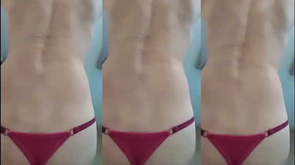 Play MP4 - Miguel Reflexologo&comma; gay masseur from Buenos Aires&comma; adores feet and sucks cock