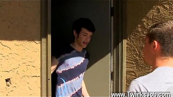 Gay twinks Ryan fellates down the older boy's jizz-shotgun before 