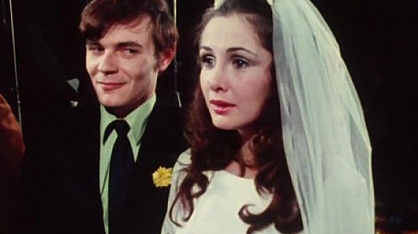 Bride sucks groomsmen at wedding 