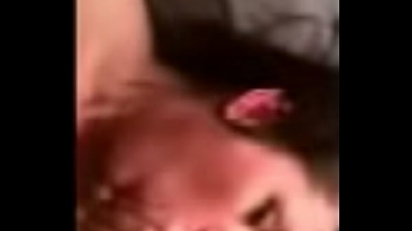 Nonton Christophers Blowjob thumbnail