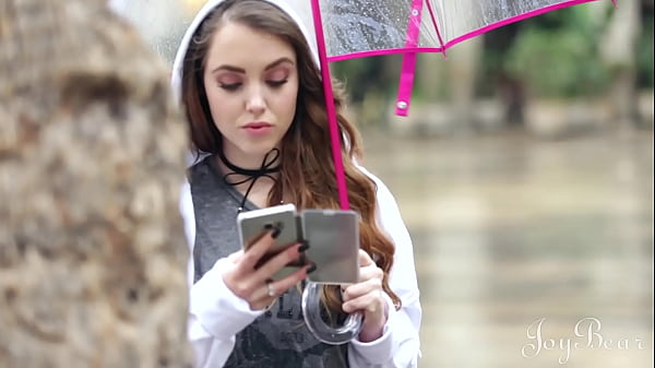 Stunning Babe Alexa Tomas Swaps Oral Skills With Her Man Before They Fuck 