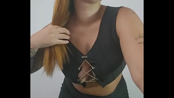 Nonton Toda Vez Que Meu Marido Sai Pra Trabalhar Eu Fa&ccedil;o Isso Escondido thumbnail