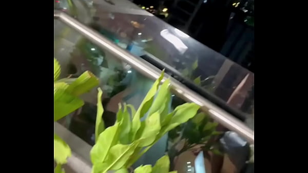 Play MP4 - CUMPLIENDO EL SUE&Ntilde;O DE UNO DE MIS FANS&comma; LO INVITO PARA QUE ME FOLLE EN EL BALC&Oacute;N DE MI DEPARTAMENTO