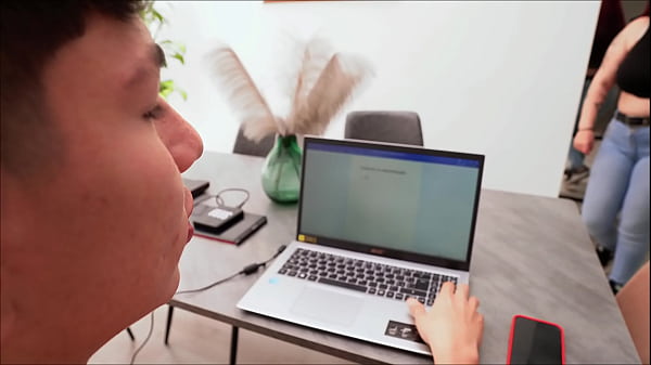 Nonton My Roommate Seduces Me With Her Big Tits And I Leave Her Mouth Of Cum - Esteban Gamboa thumbnail