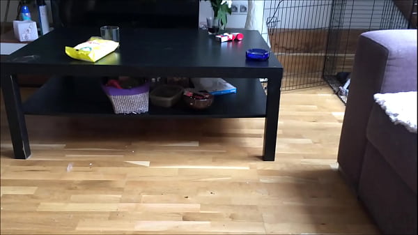 Nonton First Foot-job Ever thumbnail