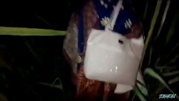 Play MP4 - desi bhabhi hindi language sex outdoor