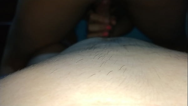 Me FOLLO a la culona novia de mi mejor amigo, ella me decia_que el no le prestaba la_atencion suficiente