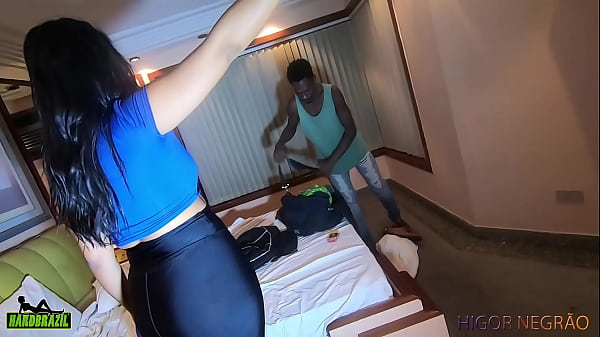 Play MP4 - Peguei essa gostosa no banho louco para enfiar a madeira - Alice Chilena