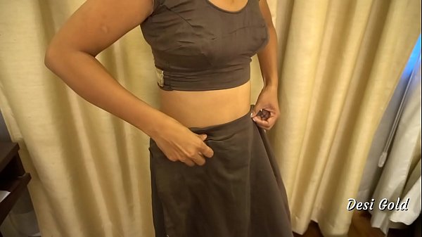 Play MP4 - Desi Indian Bhabhi Bathing in The Shower