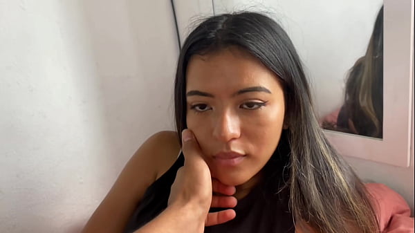 Play MP4 - Convenc&iacute; a la mejor amiga de mi novia para que me la diera sin cond&oacute;n