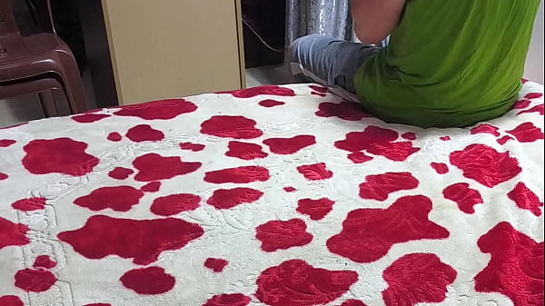 Nonton Cuckold Arab Wife Hot Saudien thumbnail