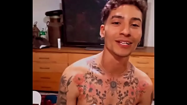 Ac&aacute; grabando cositas nuevas con mi parcero AngelitoCruzx Que les gustar&iacute;a que hici&eacute;ramos juntos en el pr&oacute;ximo ... 