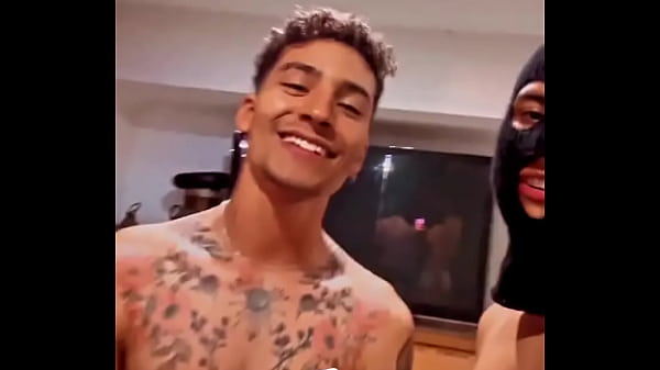 Ac&aacute; grabando cositas nuevas con mi parcero angelitocruzx que les gustar&iacute;a que hici&eacute;ramos juntos en el pr&oacute;ximo 