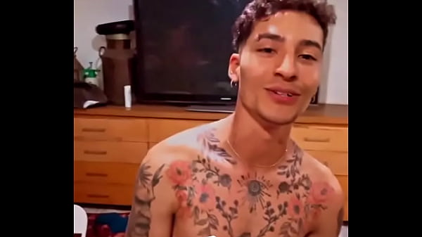 Play MP4 - Ac&aacute; grabando cositas nuevas con mi parcero AngelitoCruzx Que les gustar&iacute;a que hici&eacute;ramos juntos en el pr&oacute;ximo &period;&period;&period;