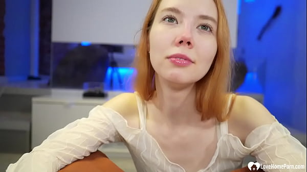 Nonton Brunette Made Me Come With Her Mouth thumbnail